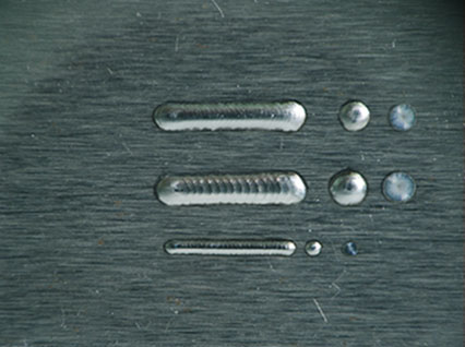 <a href='http://www.27jiajiao.cn/product/3.htm' class='text_a'>模具激光焊機(jī)</a>修復(fù)鏡面模具效果